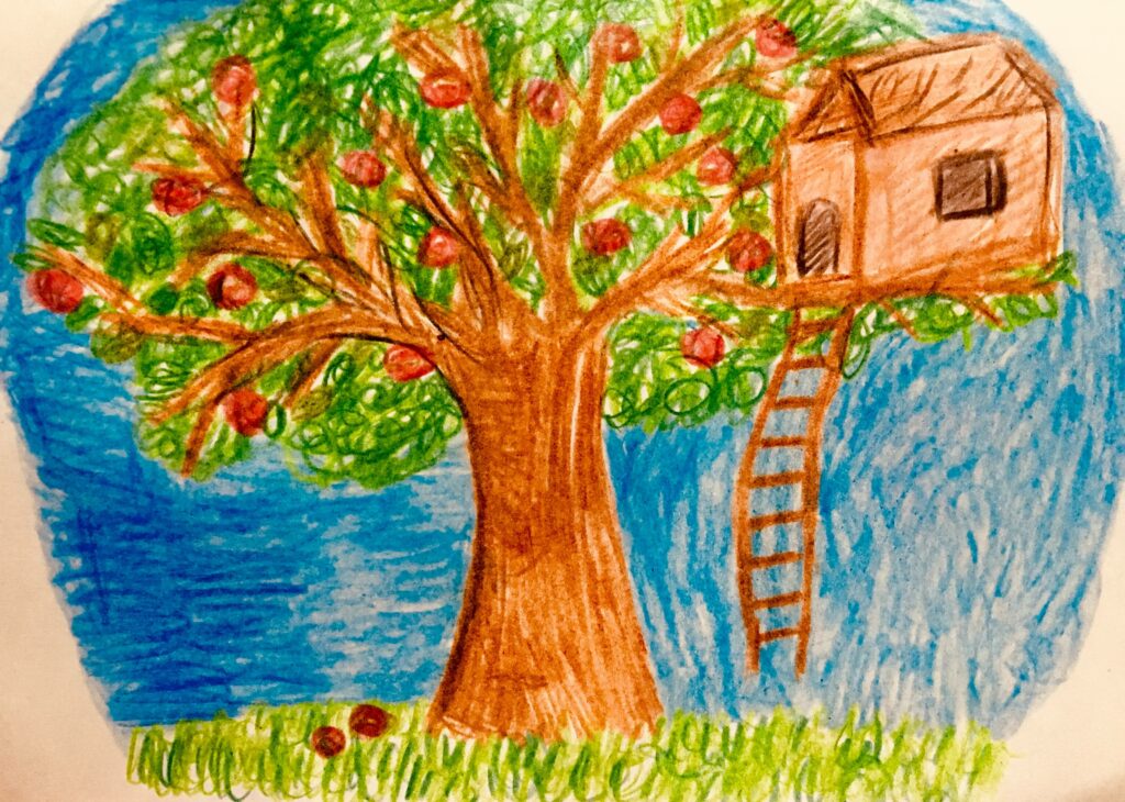 A tree house was located in the backyard of Rafia's house, made the creatures astonished.