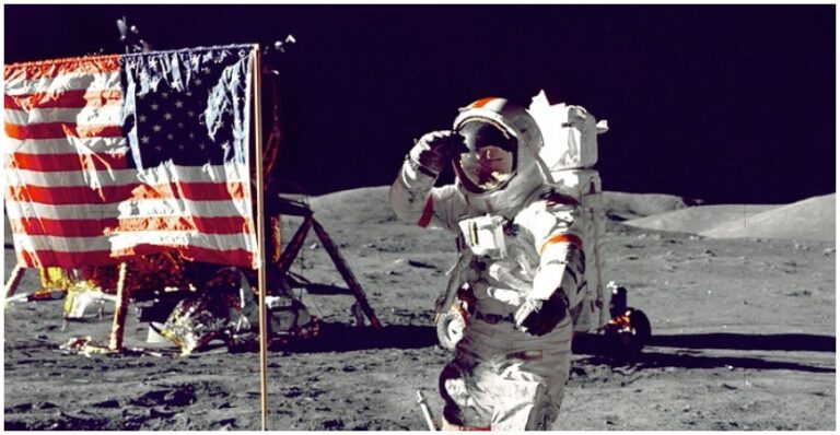 Apollo Moon Landing: Facts and Information