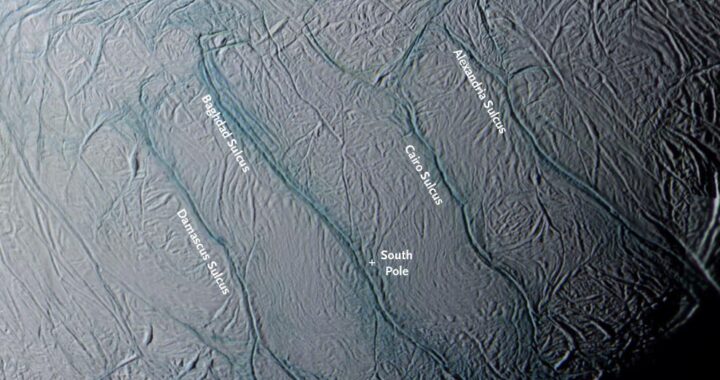 Enceladus Tiger stripes