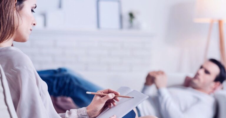 WHY I CHOSE NOT TO BECOME A CLINICAL PSYCHOLOGIST