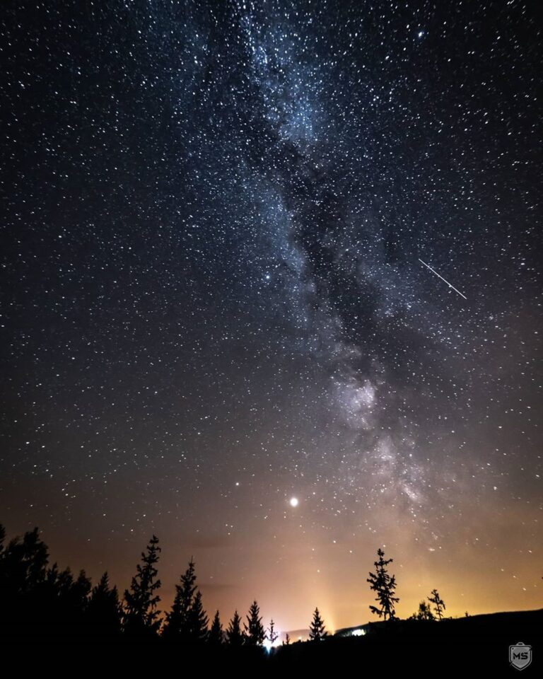 Here’s what perseids meteor shower looked like around the world ...