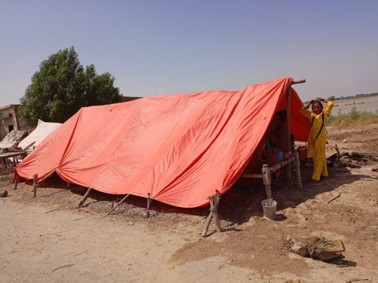 After the floods comes disease: IDP camps in flood-hit Pakistan