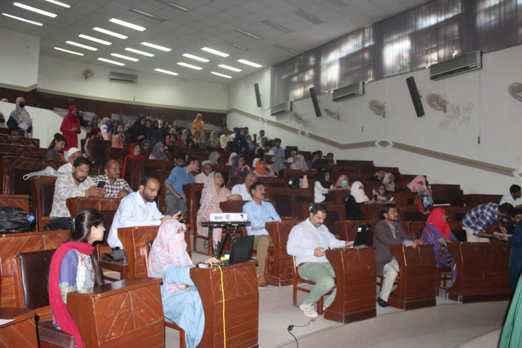 Participants of the WSW Seminar at the ISST. (KU Times)