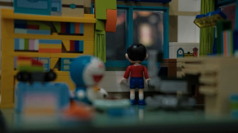 How to connect Doraemon with real life? A science fiction series with imaginative powers for the future