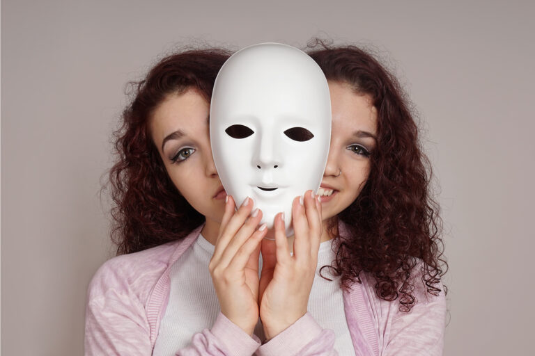 Social Media and Narcissist Personality Disorder: Are the Apps Creating Narcissist?